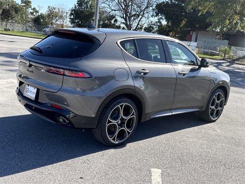 New 2024 Alfa Romeo Tonale Speciale image 6