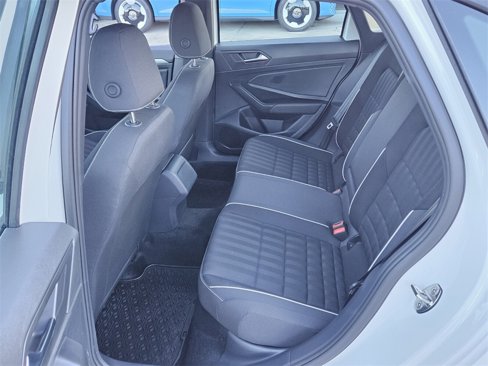 Certified 2024 Volkswagen Jetta Sport image 6