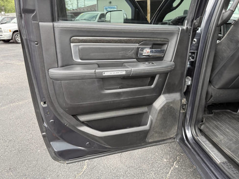 Used 2015 RAM 1500 Limited image 23