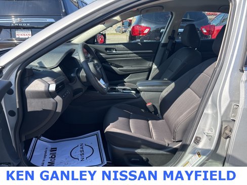 Used 2023 Nissan Altima 2.5 SV image 16