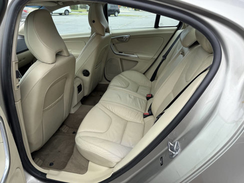 Used 2014 Volvo S60 T5 image 19