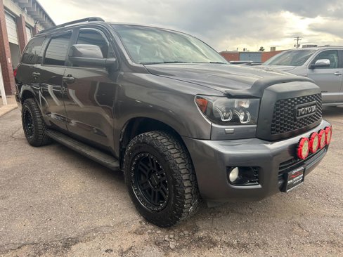Used 2015 Toyota Sequoia SR5 image 7
