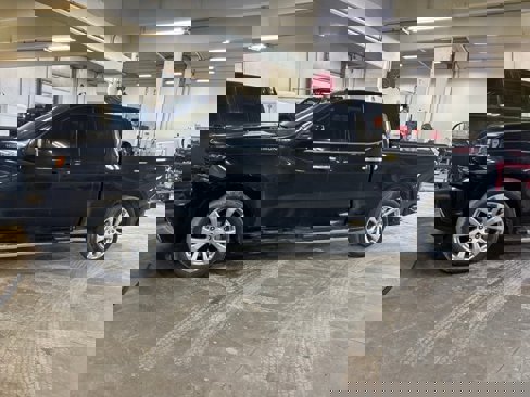 Used 2020 Chevrolet Silverado 1500 High Country w/ Technology Package image 7