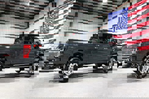 Used 2021 Ford F250 Platinum w/ FX4 Off-Road Package image 13