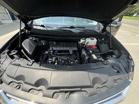 Used 2021 Chevrolet Traverse LT image 31