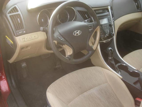 Used 2012 Hyundai Sonata GLS image 13