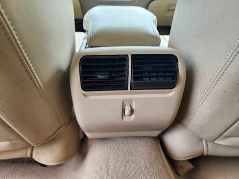Used 2006 Lincoln Town Car Signature image 13
