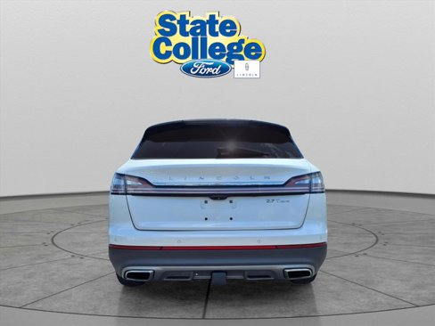 Used 2019 Lincoln Nautilus Reserve image 5
