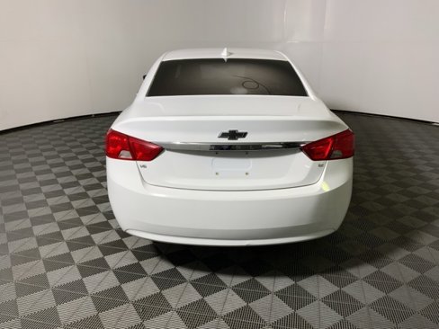 Used 2017 Chevrolet Impala LT image 9