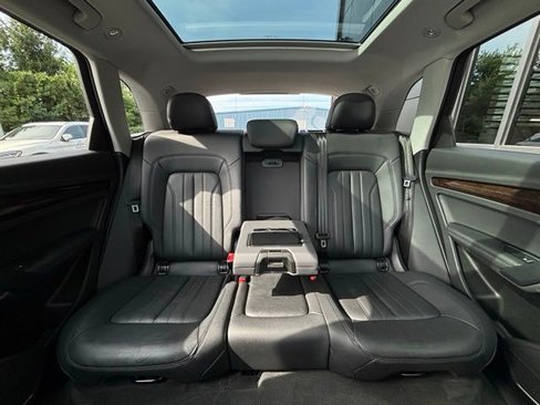 Used 2019 Audi Q5 2.0T Premium Plus w/ Premium Plus Package image 40