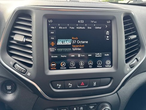 Used 2023 Jeep Cherokee Altitude Lux image 18