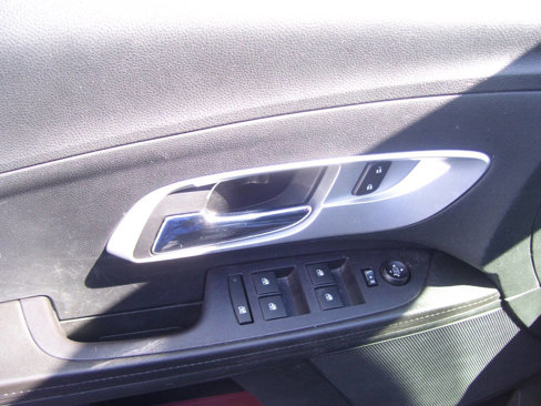 Used 2017 Chevrolet Equinox LT w/ Convenience Package image 13