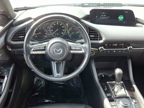 Used 2022 MAZDA MAZDA3 s image 11