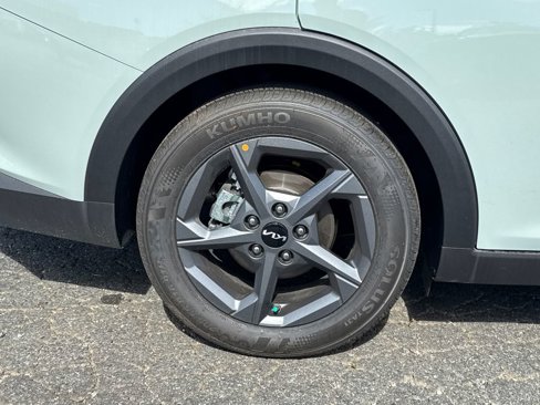 New 2025 Kia K4 LXS image 17