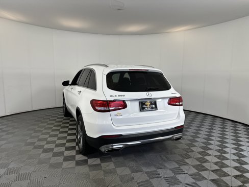Used 2017 Mercedes-Benz GLC 300 4MATIC image 8