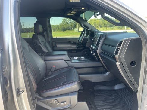 Used 2019 Ford Expedition Limited w/ Equipment Group 303A image 13