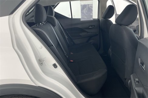 Used 2021 Nissan Kicks SV image 43