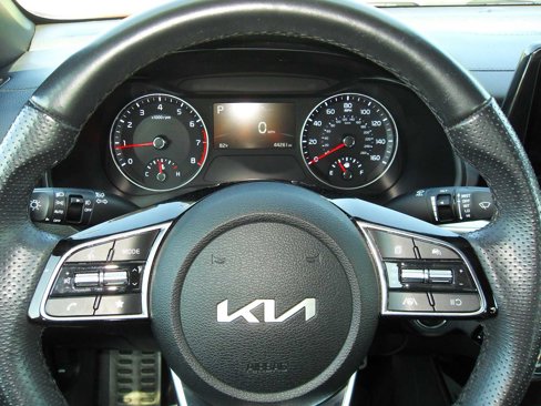 Used 2022 Kia Forte GT-Line image 41