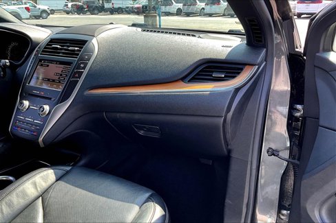 Used 2019 Lincoln MKC Reserve w/ MKC Climate Package image 16