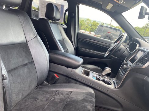 Certified 2018 Jeep Grand Cherokee Altitude image 9