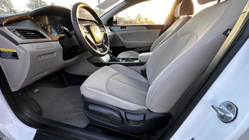 Used 2016 Hyundai Sonata SE image 10