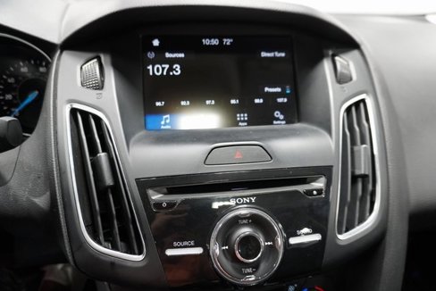 Used 2017 Ford Focus SEL w/ Interior Protection Package image 17