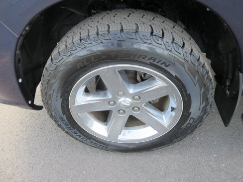 Used 2015 RAM 1500 Express image 12