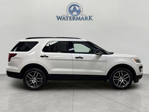 Used 2019 Ford Explorer Sport w/ Equipment Group 401A image 6