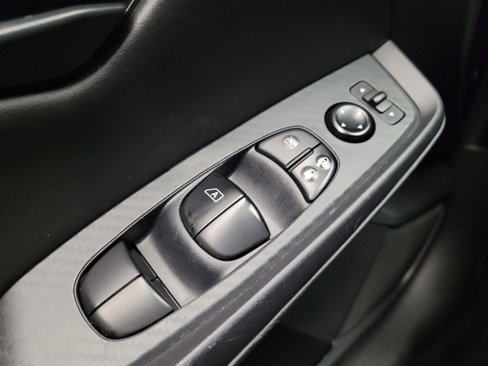 Used 2024 Nissan Sentra S image 27
