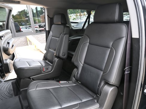 Used 2016 Chevrolet Suburban LTZ image 28