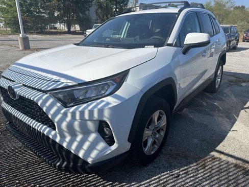 Used 2020 Toyota RAV4 XLE image 6
