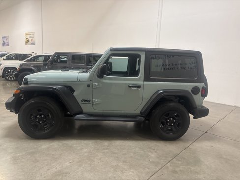 Used 2023 Jeep Wrangler Sport image 3