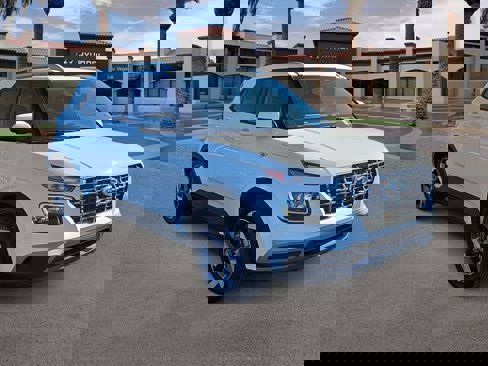 Certified 2021 Hyundai Venue SEL image 2
