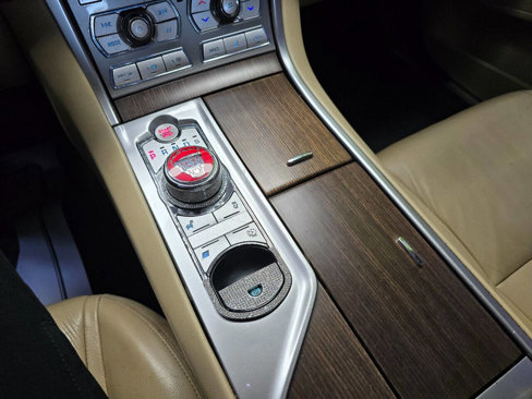 Used 2014 Jaguar XF 3.0 image 27