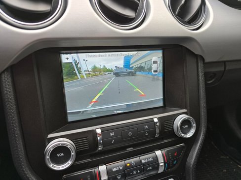 Used 2016 Ford Mustang Premium image 23