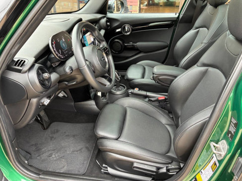 Used 2022 MINI Cooper S image 9