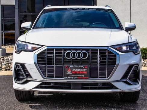 Used 2022 Audi Q3 2.0T Premium w/ Convenience Package image 2