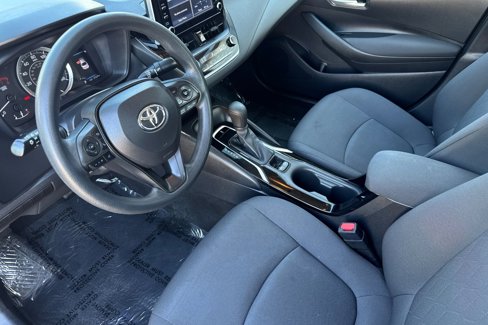 Used 2020 Toyota Corolla LE image 10