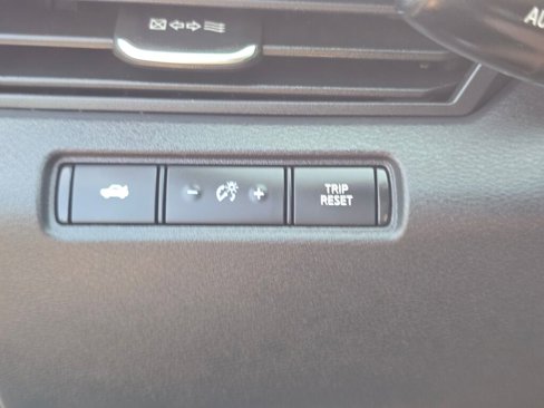 Used 2022 Nissan Altima 2.5 SV image 34