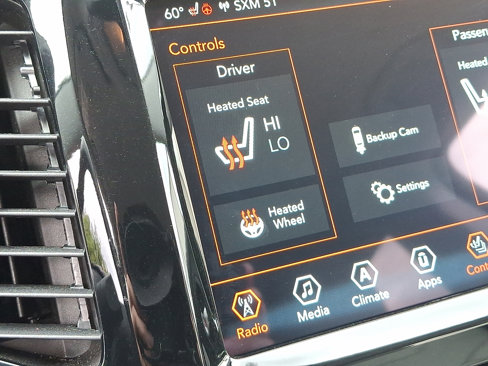Used 2019 Jeep Cherokee Limited image 24