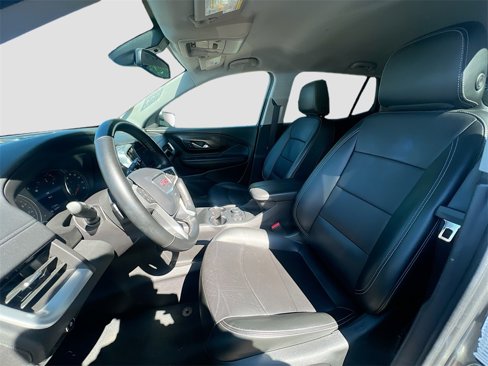 Used 2024 GMC Terrain SLT image 23