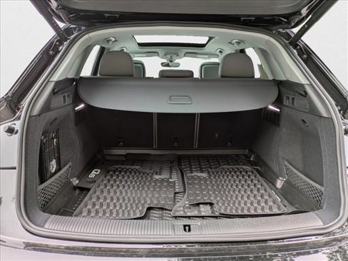 Used 2025 Audi Q5 2.0T Premium Plus image 6