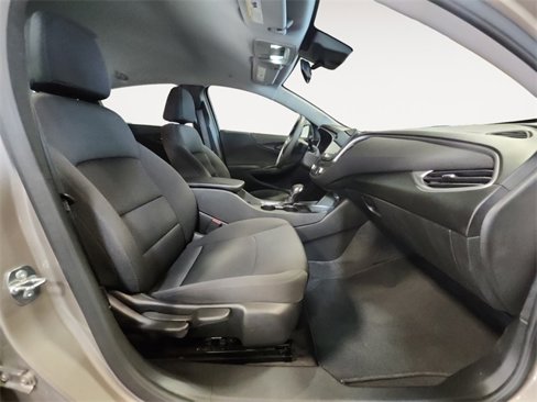Used 2024 Chevrolet Malibu LT image 15