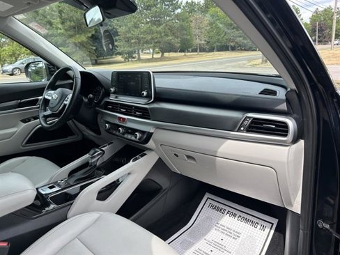 Used 2020 Kia Telluride S w/ S 8 Passenger Seating Package image 40