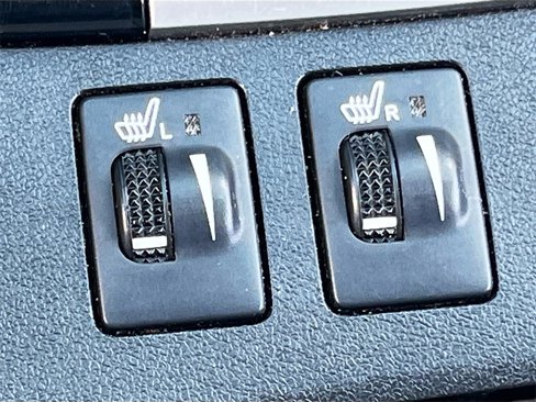 Used 2014 Toyota Highlander XLE image 17
