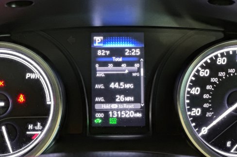 Used 2022 Toyota Camry LE image 24