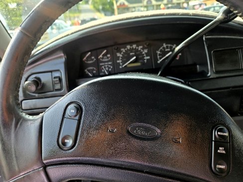 Used 1996 Ford F350 2WD SuperCab DRW image 32