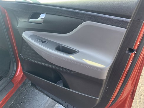 Used 2019 Hyundai Santa Fe SEL image 11