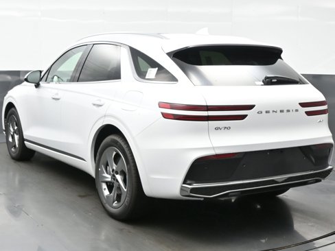 New 2026 Genesis GV70 2.5T Select image 4