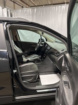 Certified 2021 Buick Encore Preferred w/ Safety Package image 18